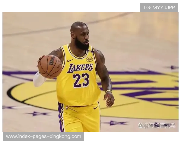 詹姆斯高效组织创造良机,湖人主导战况