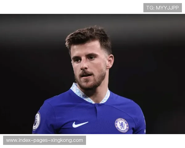 切尔西中路强行突破，芒特一脚抽射改变比分